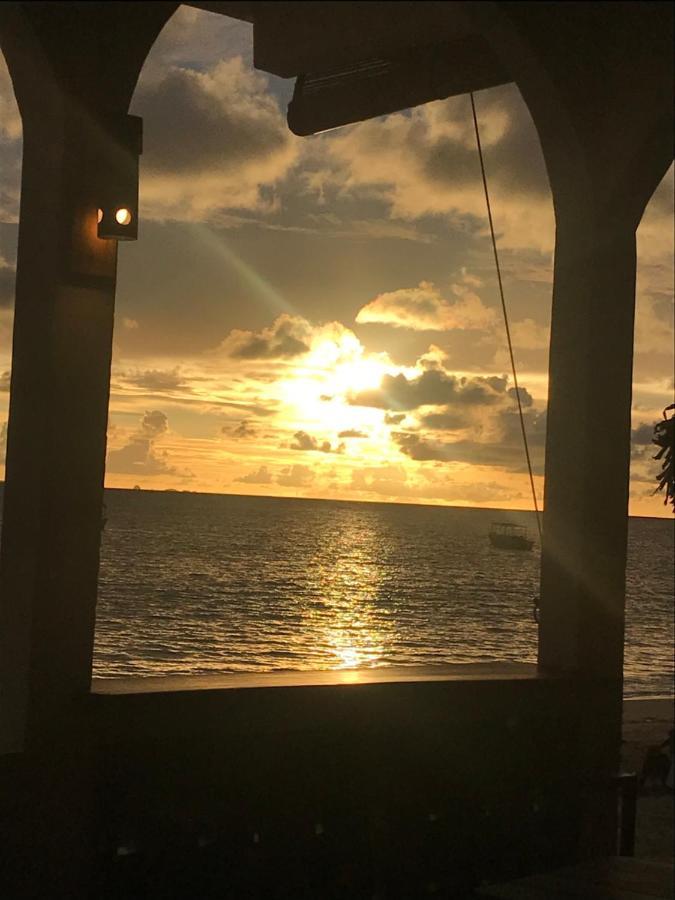 Chez Senga Hotel Madirokely  Bagian luar foto