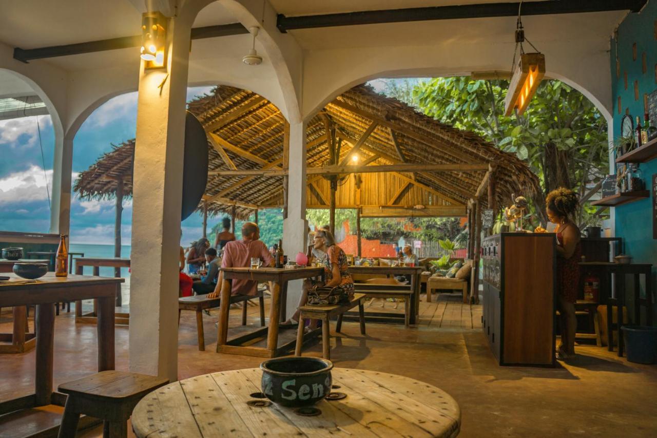 Chez Senga Hotel Madirokely  Bagian luar foto