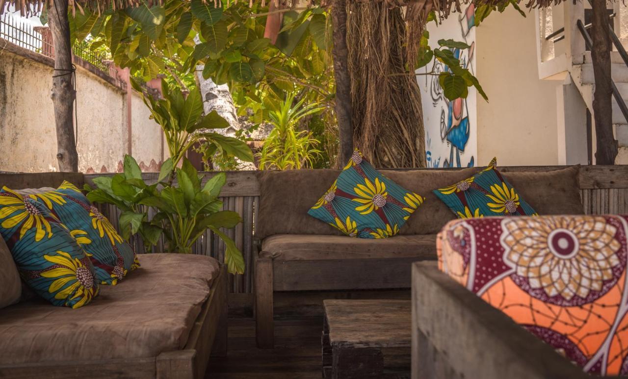 Chez Senga Hotel Madirokely  Bagian luar foto