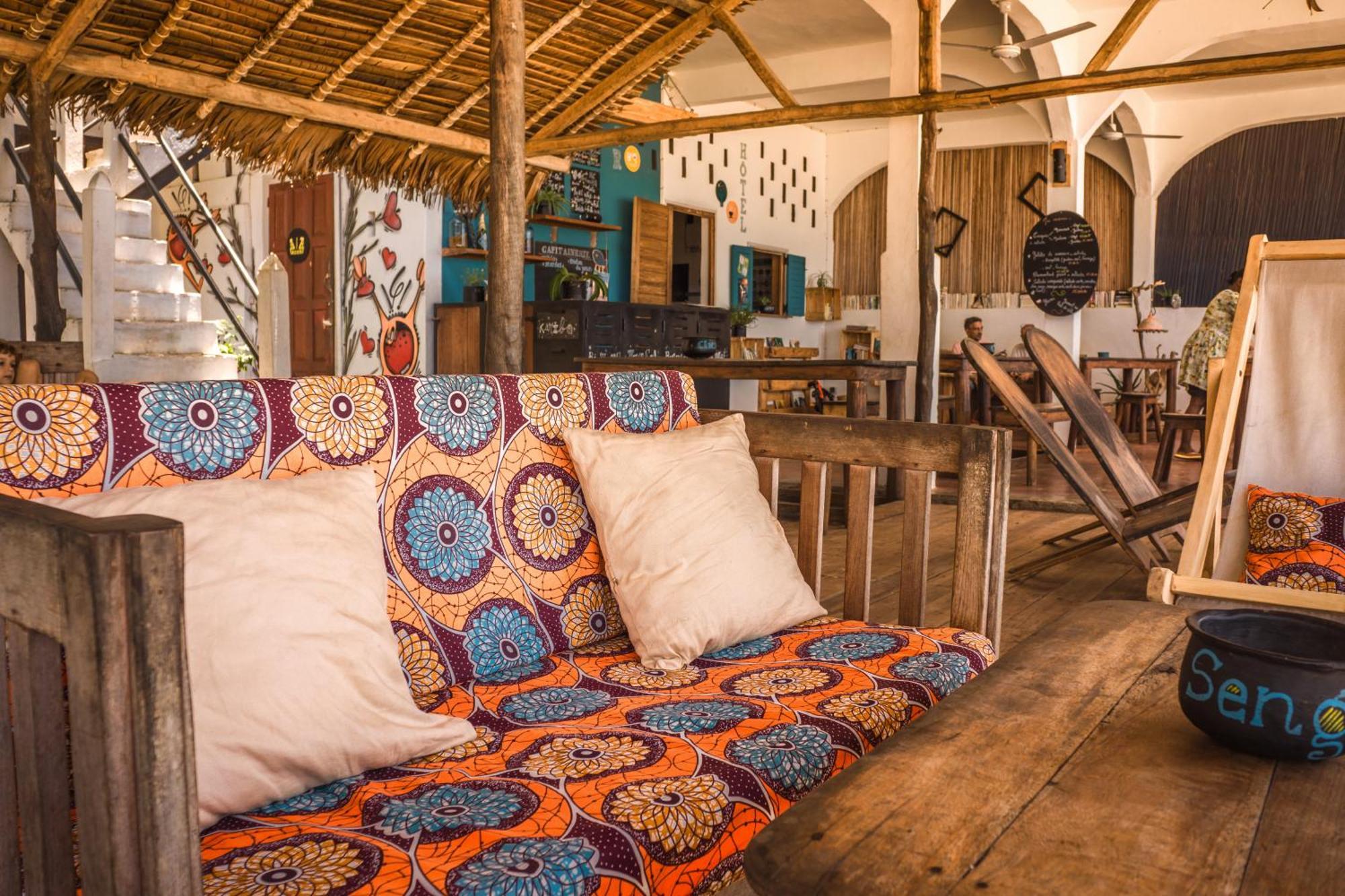 Chez Senga Hotel Madirokely  Bagian luar foto