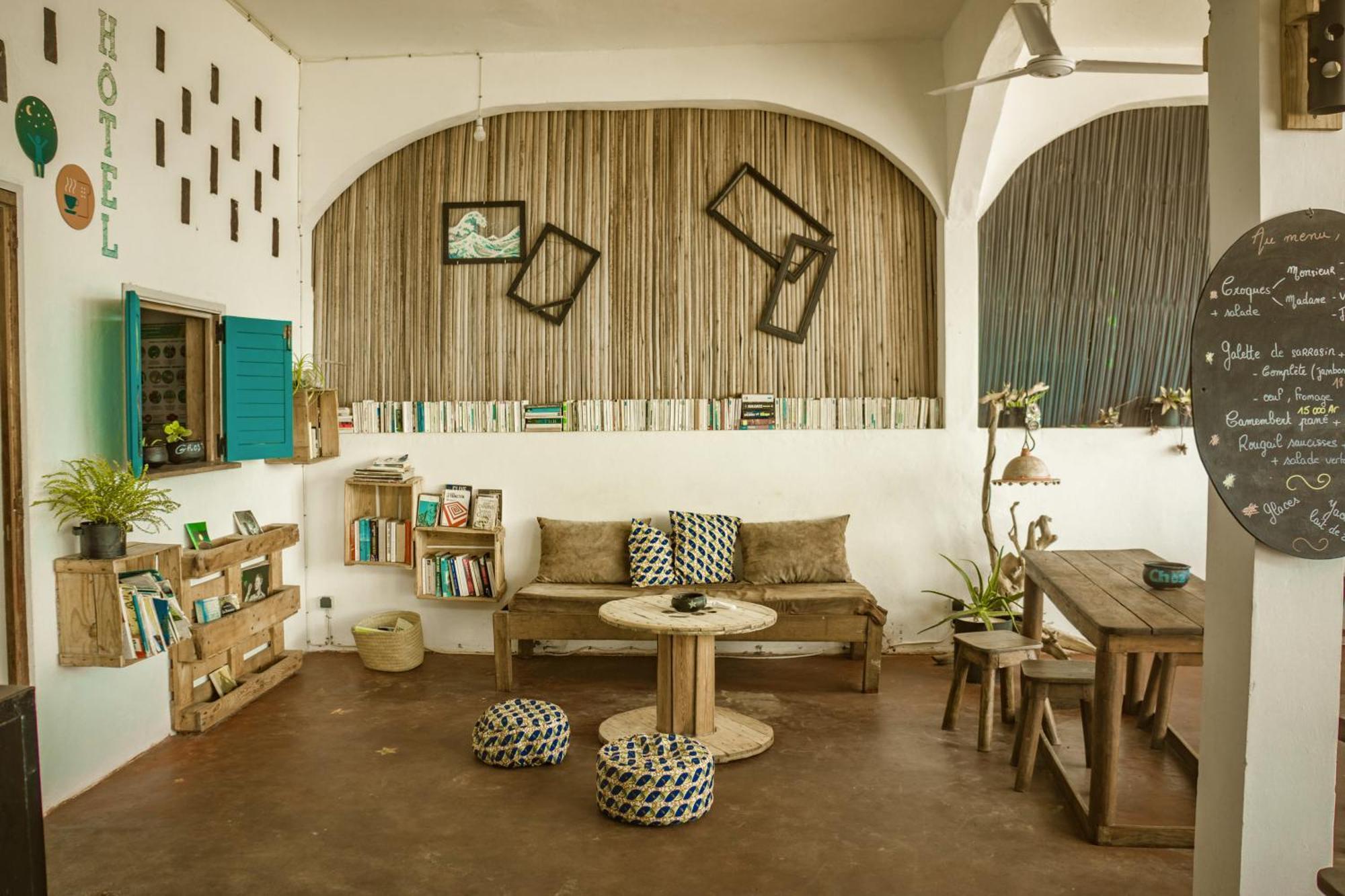 Chez Senga Hotel Madirokely  Bagian luar foto
