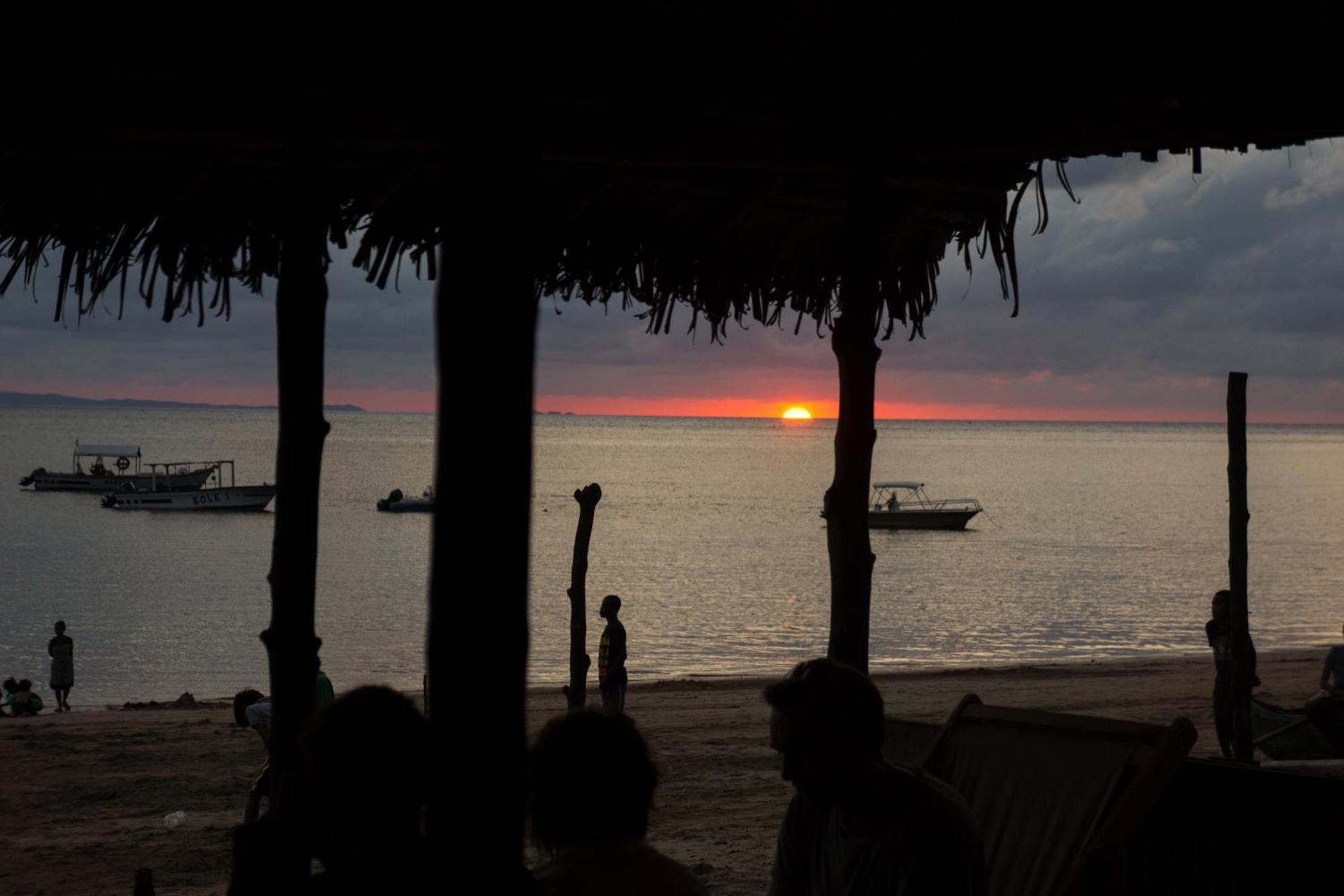 Chez Senga Hotel Madirokely  Bagian luar foto
